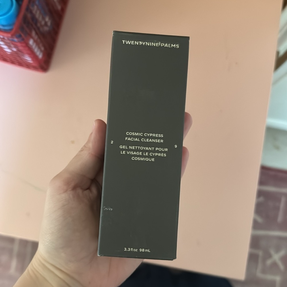 Twentynine Palms Cosmic Cypress Facial Cleanser
3.3 fl oz / 98 mL Jared Leto - Picture 3 of 4